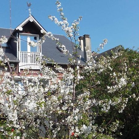 Vacances Paisibles Sur La Cote Fleurie. Trouville-sur-Mer Bagian luar foto